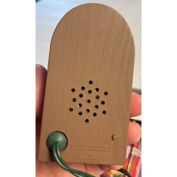 Hallmark Keepsake Ornament Magic Jukebox Party Light & Music Christmas 1996 - Picture 8 of 8